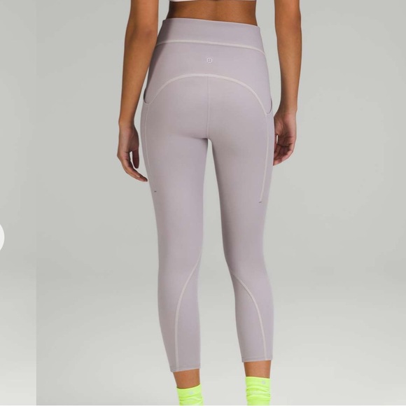 Like New | Lululemon Power Thru High-Rise Crop Leggings Pants | Size 4 - Picture 2 of 8